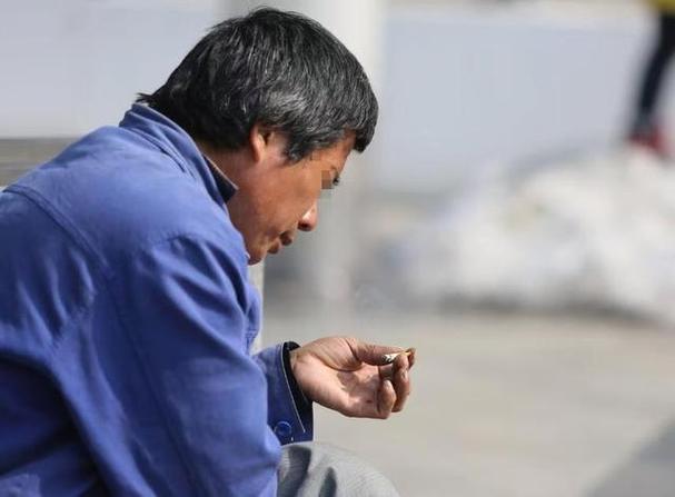 离家出走父亲去世,离家出走的父亲